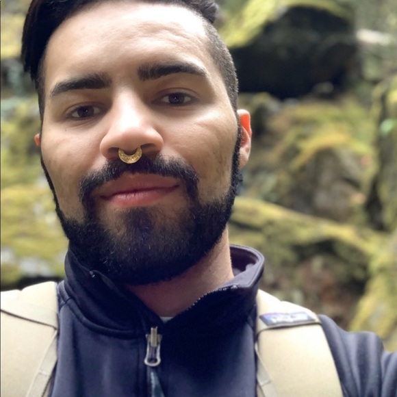 Thanks for stopping by, I’m Riley! - Picture 1 of 2